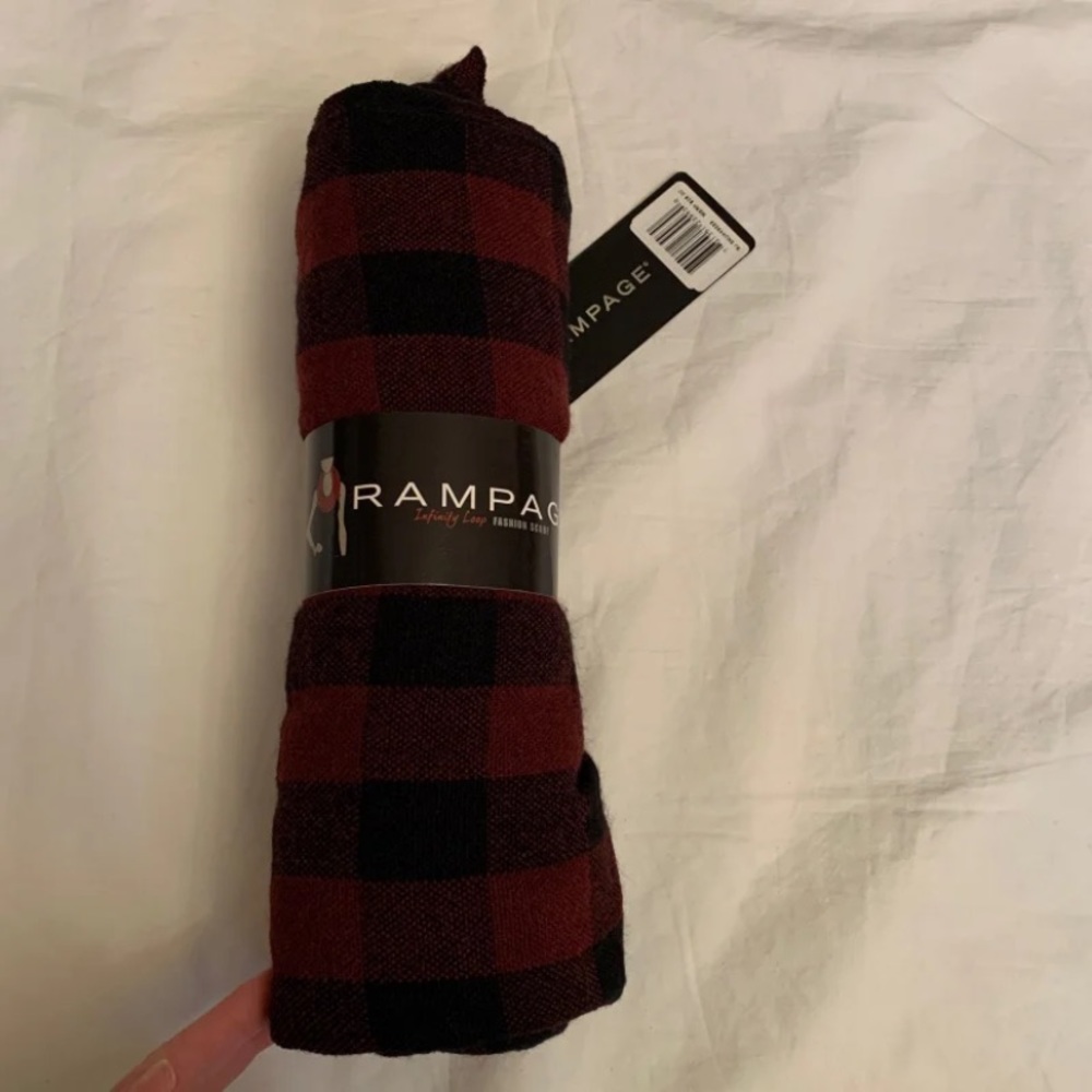 Rampage Infinity Scarf NWT